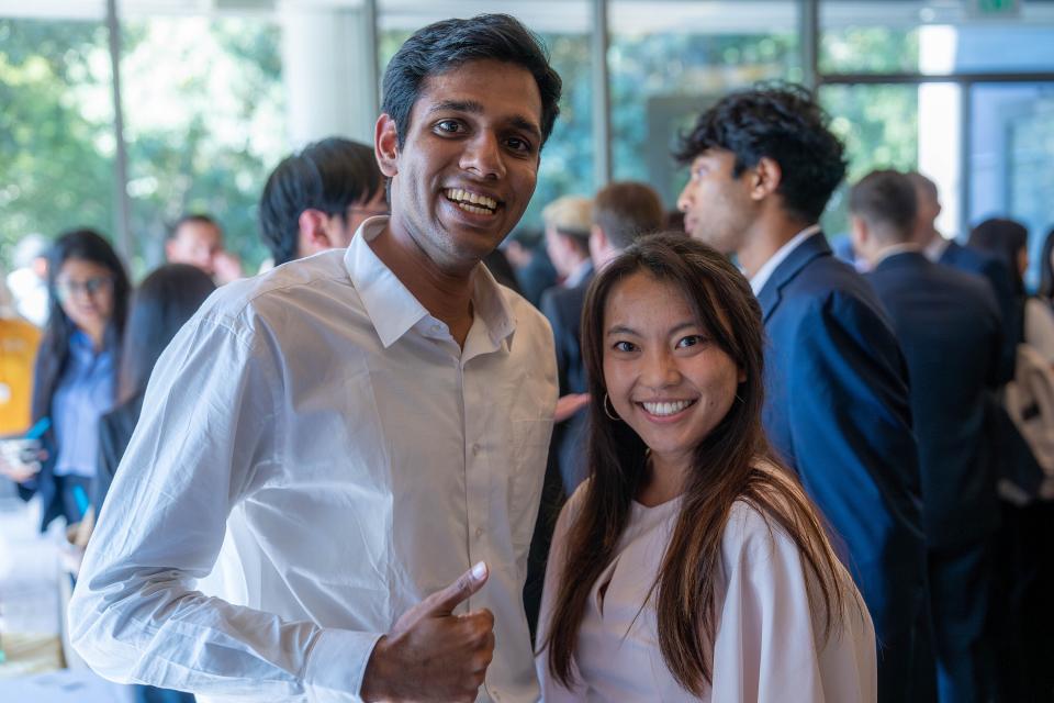 Allison Judy with unidentified fellow MBA student in Gallagher Hall