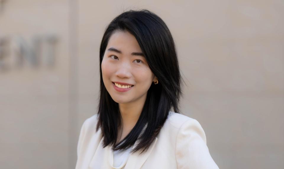 Helen Shuxuan Zeng